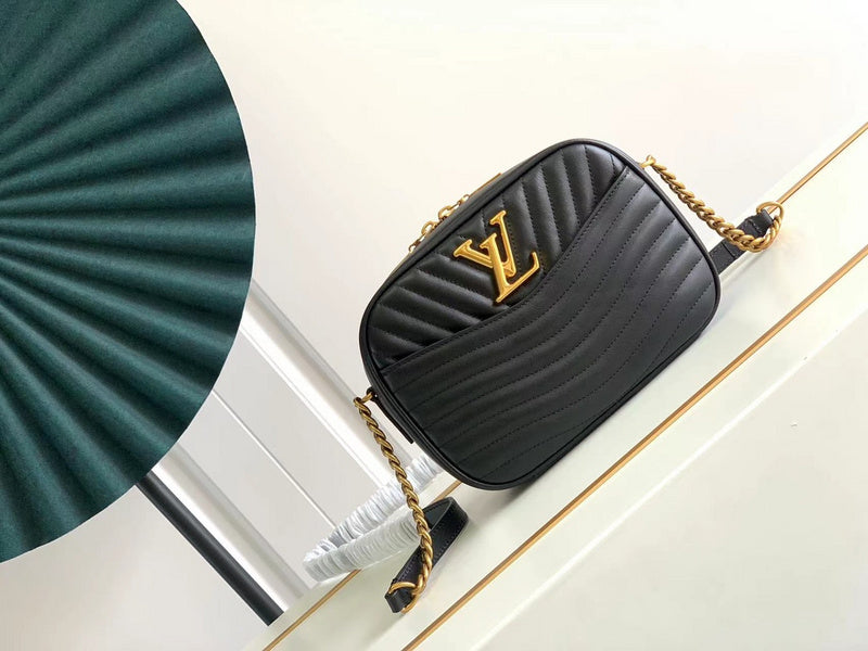 I W Fashion Lu-Vi bags - 17056