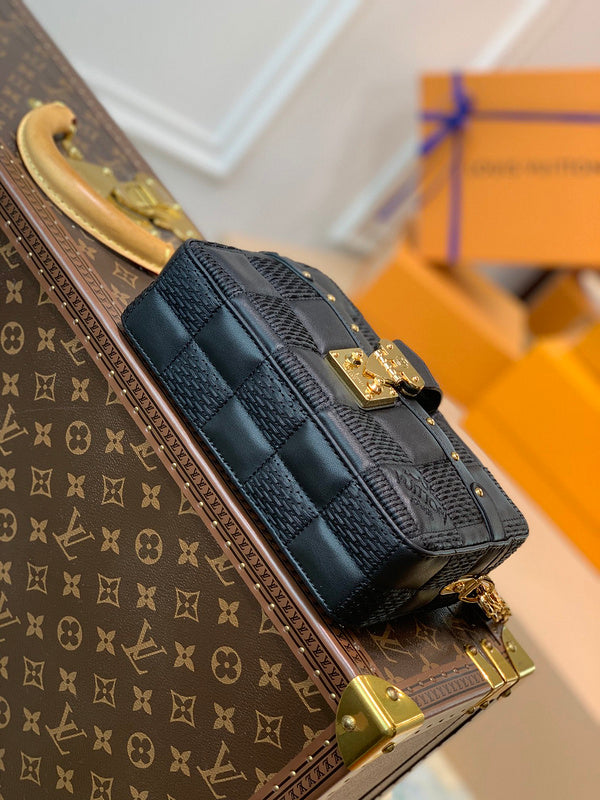 I W Fashion Lu-Vi Bags - 16700