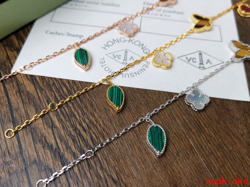Van Cleef & Arples Jewelry