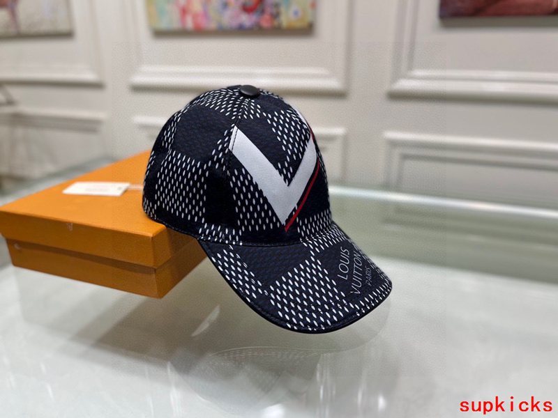 Louis Vuitton Luxury Cap