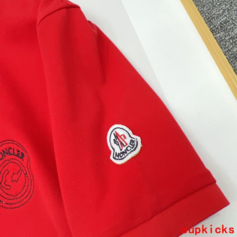 Moncler Luxury Cloth
