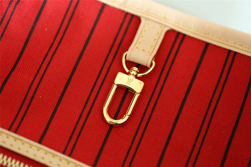 I W Fashion Lu-Vi bags - 8109