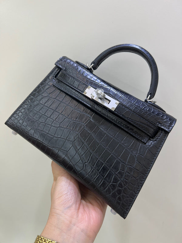 PHA - HMS Bags - 1679