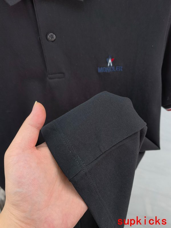 Moncler Luxury Cloth