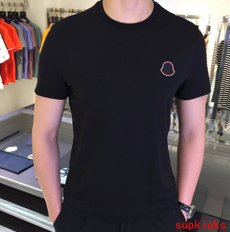Moncler Luxury Cloth