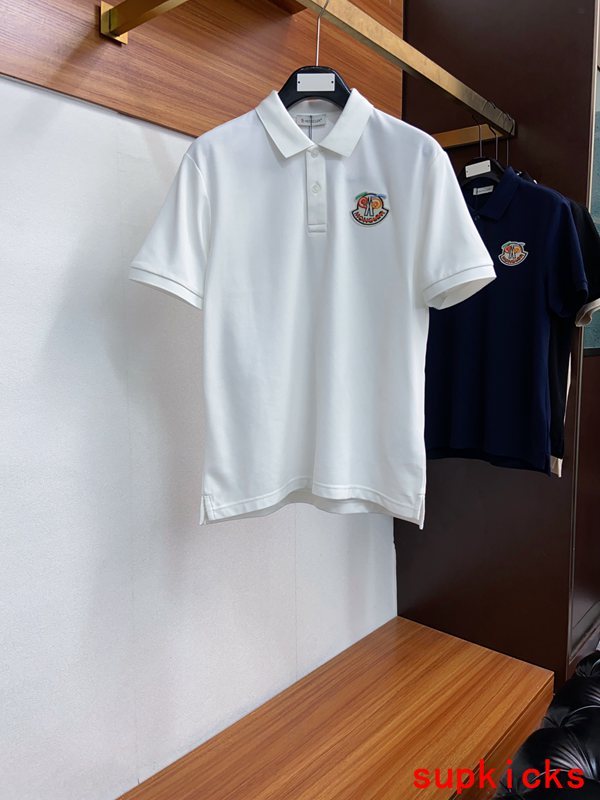 Moncler Luxury Cloth