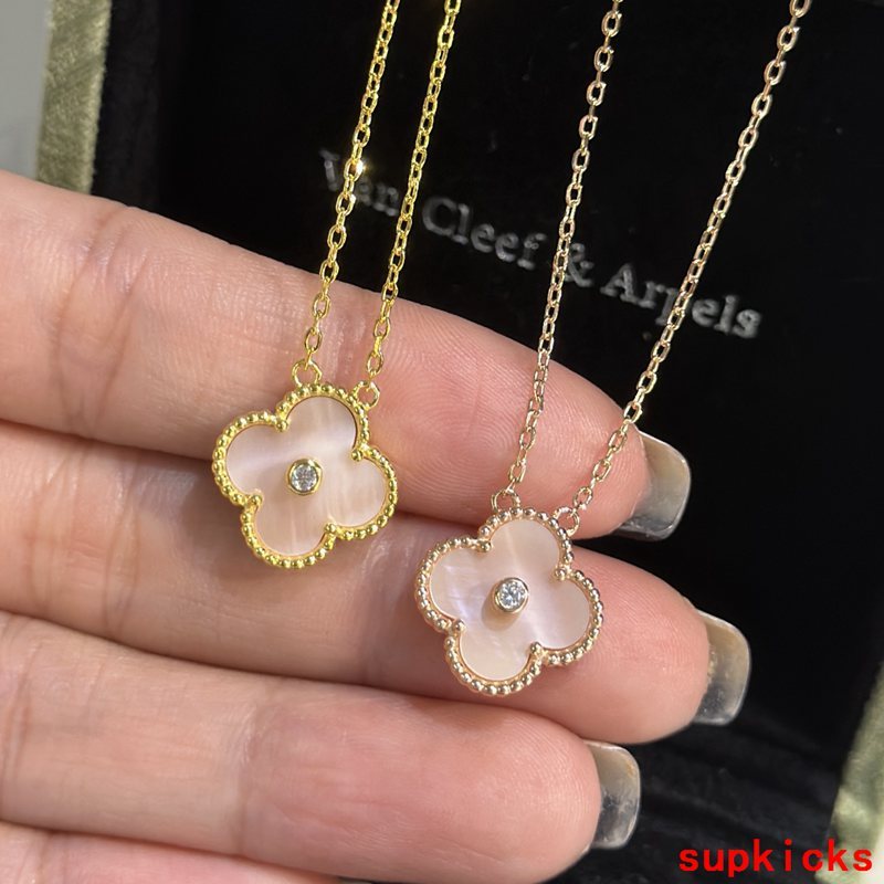 Van Cleef & Arples Jewelry