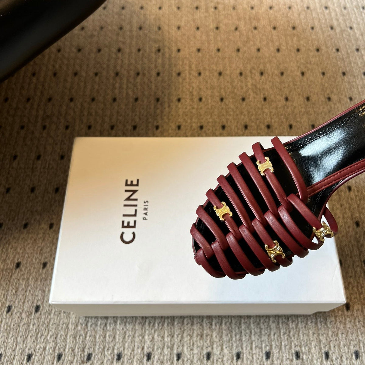CEL HEELS