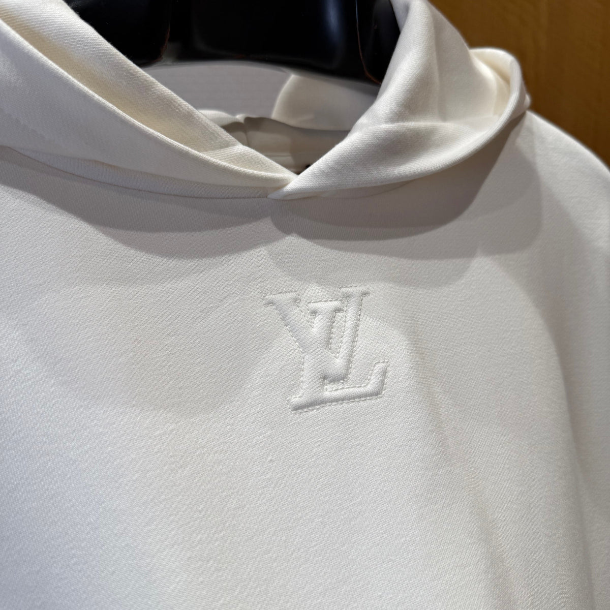 LOU HOODIE