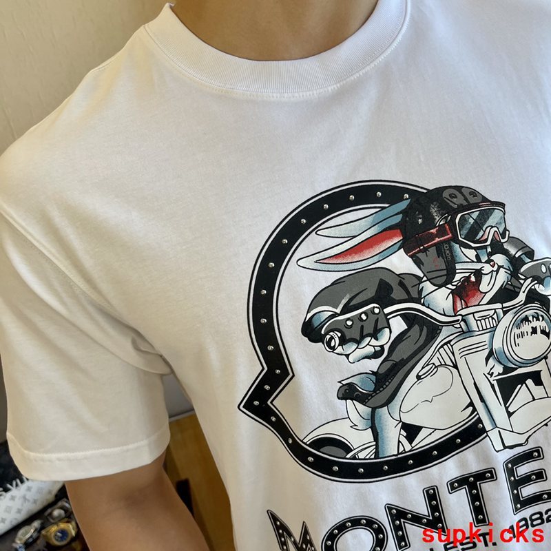 Moncler Luxury Cloth