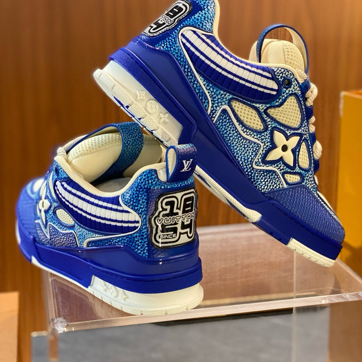 LOU TRAINERS