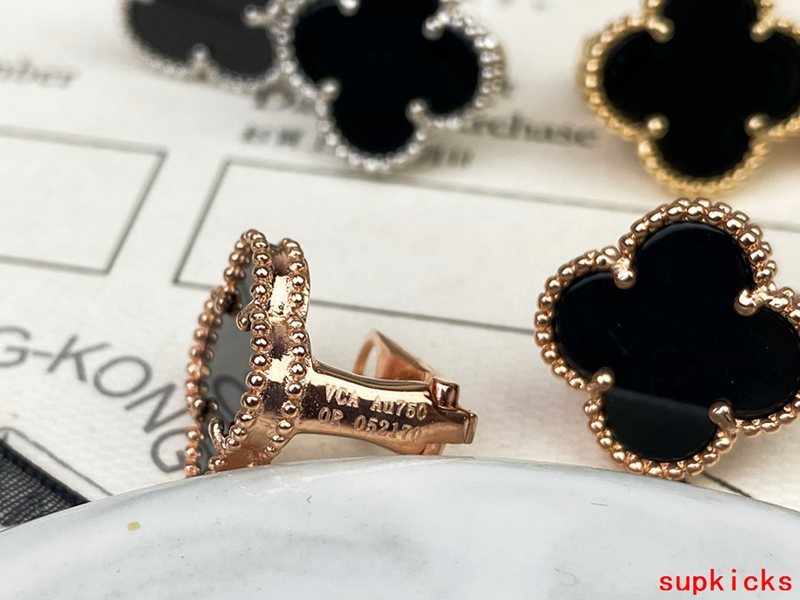 Van Cleef & Arples Jewelry