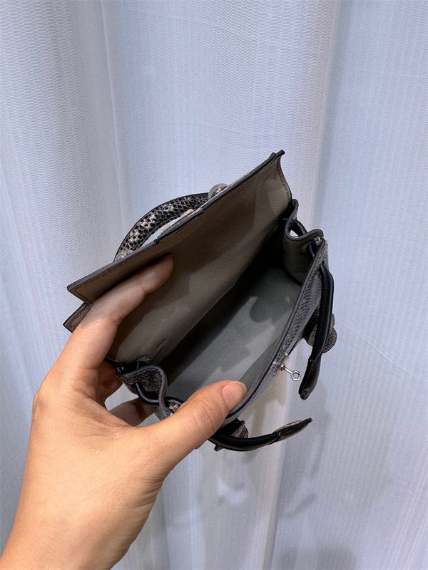 PHA - HMS Bags - 667