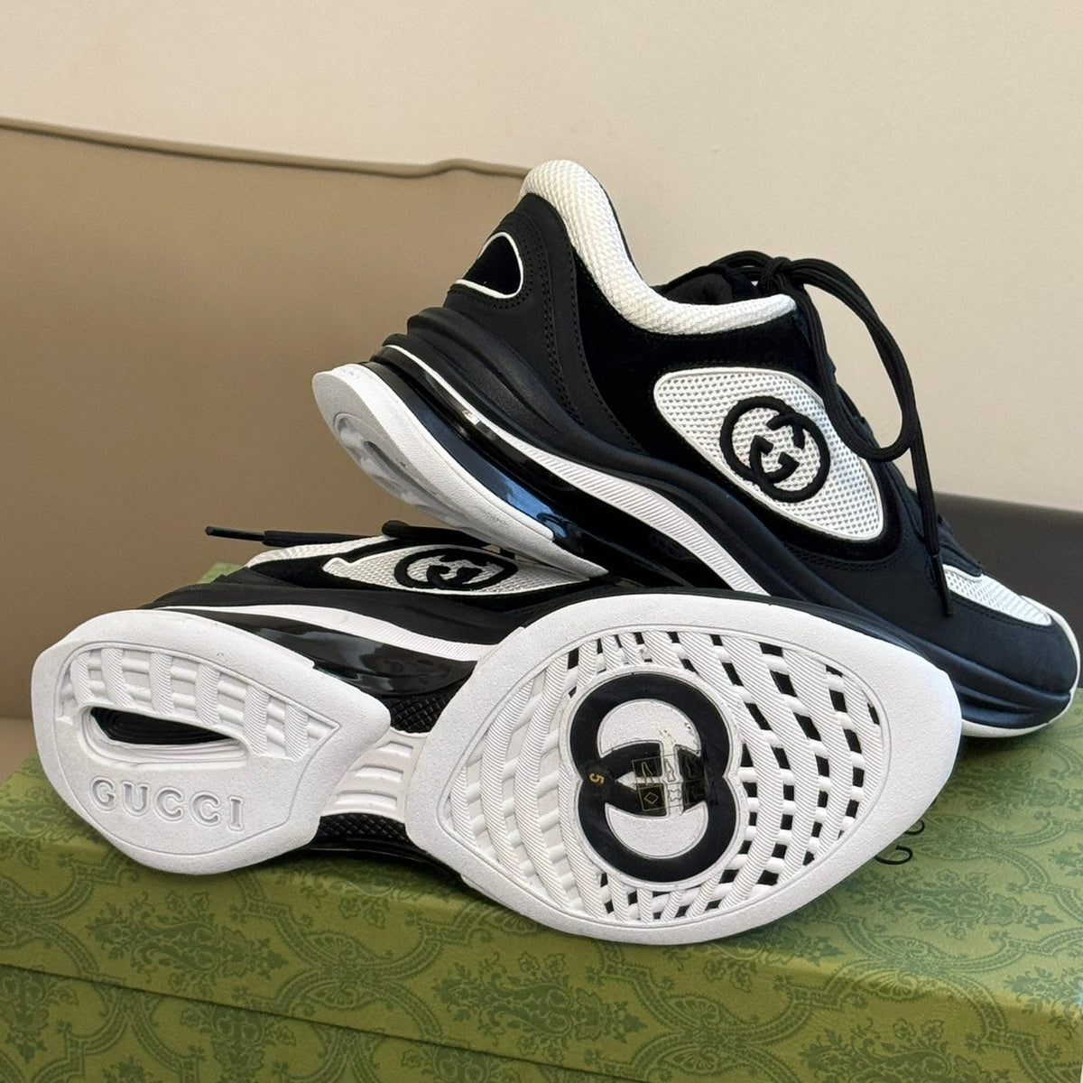 GG RUN TRAINERS