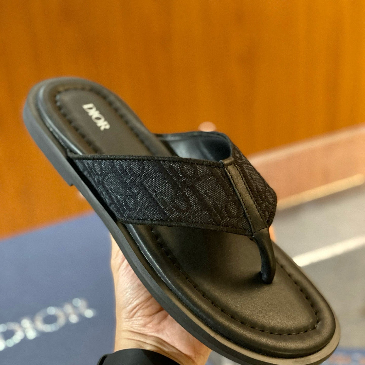 CD ALIAS SANDALS