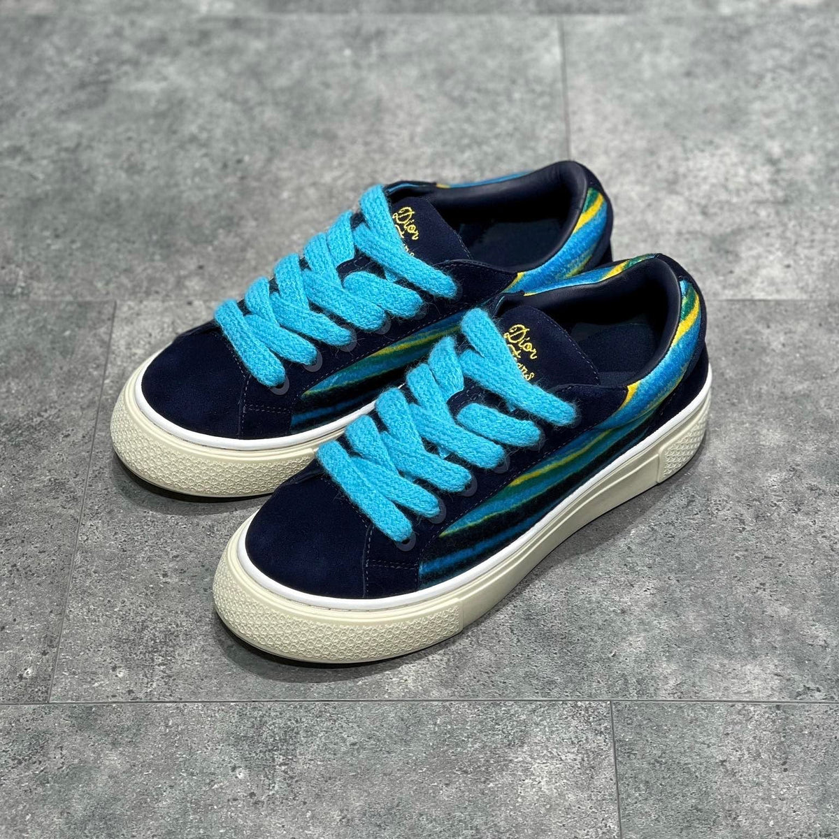 CD B33 SNEAKER