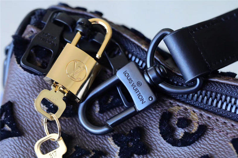 I W Fashion Lu-Vi bags - 11193