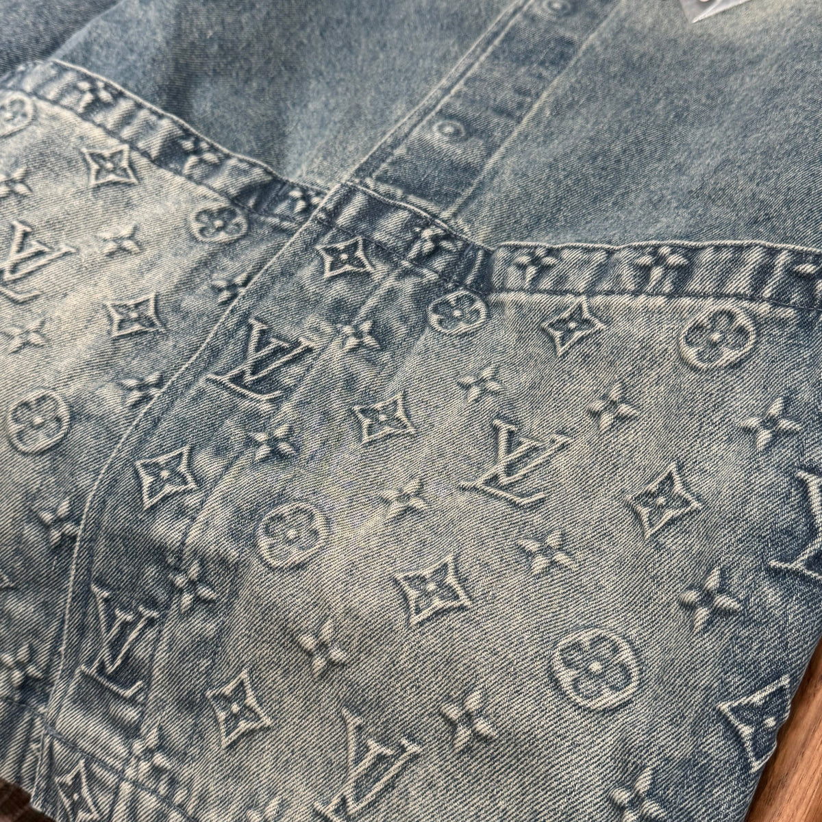 LOU DENIM SHIRT