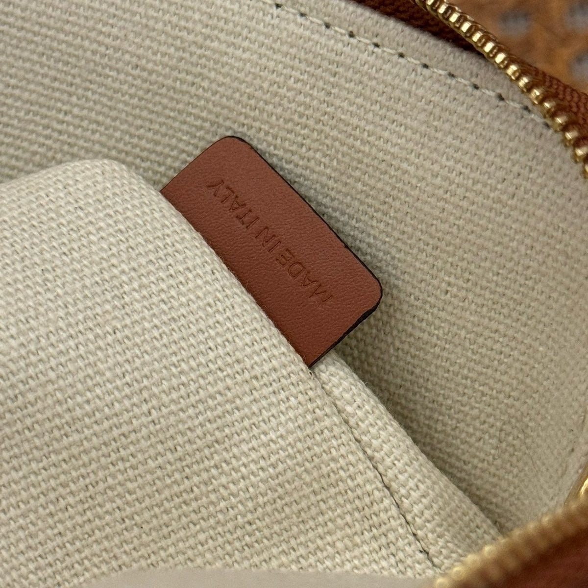 CEL SMALL POUCH WITH STRAP