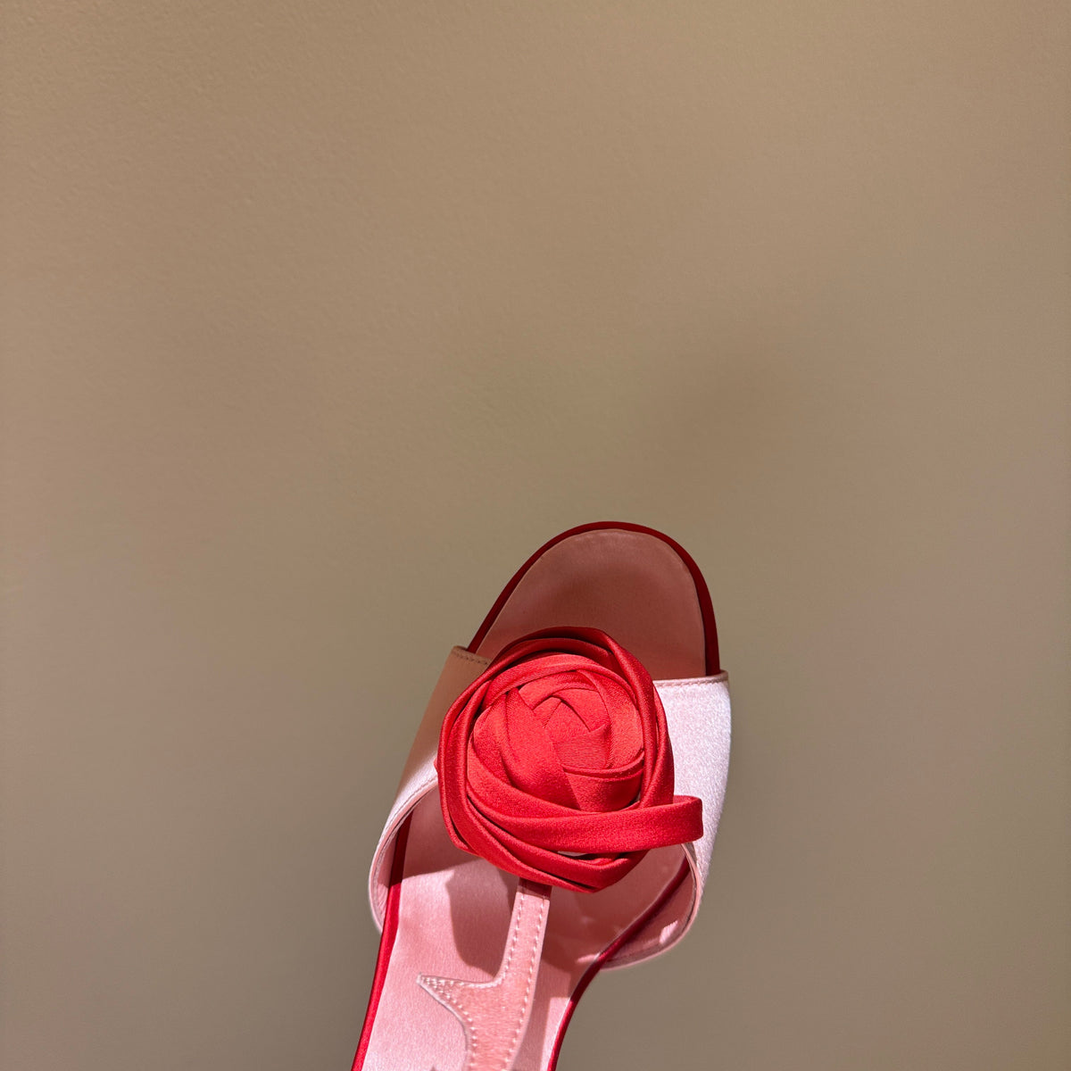 ROGER V HEELS