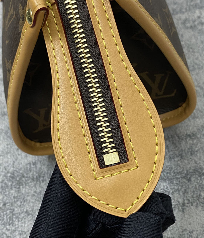 PHA - LOV Bags - 103
