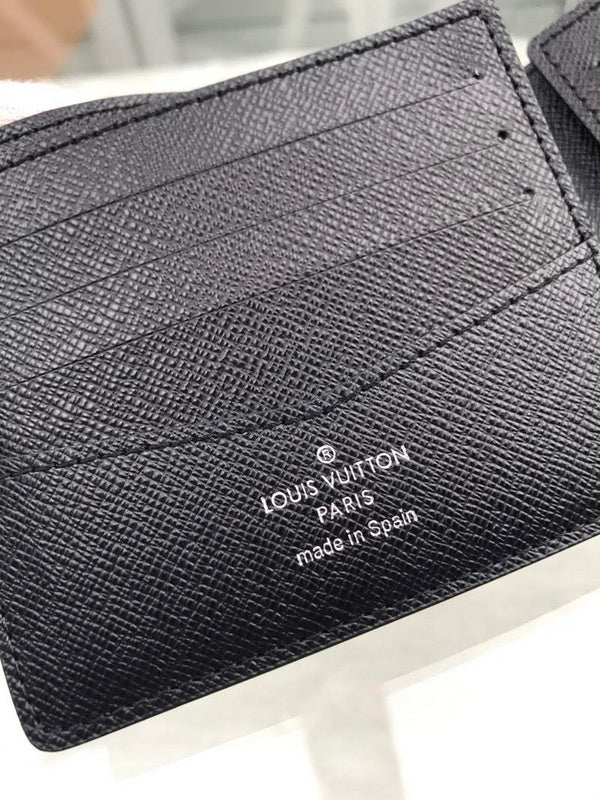 I W Fashion Lu-Vi bags - 17843