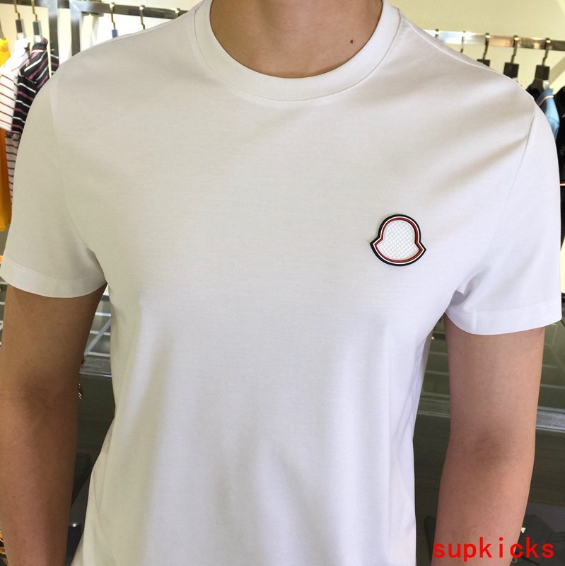 Moncler Luxury Cloth