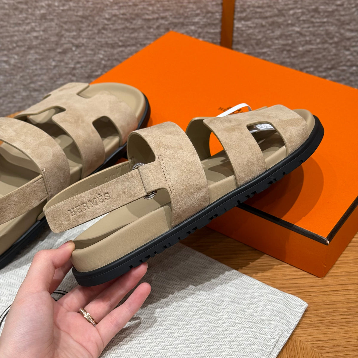 HERM GENIUS SANDALS