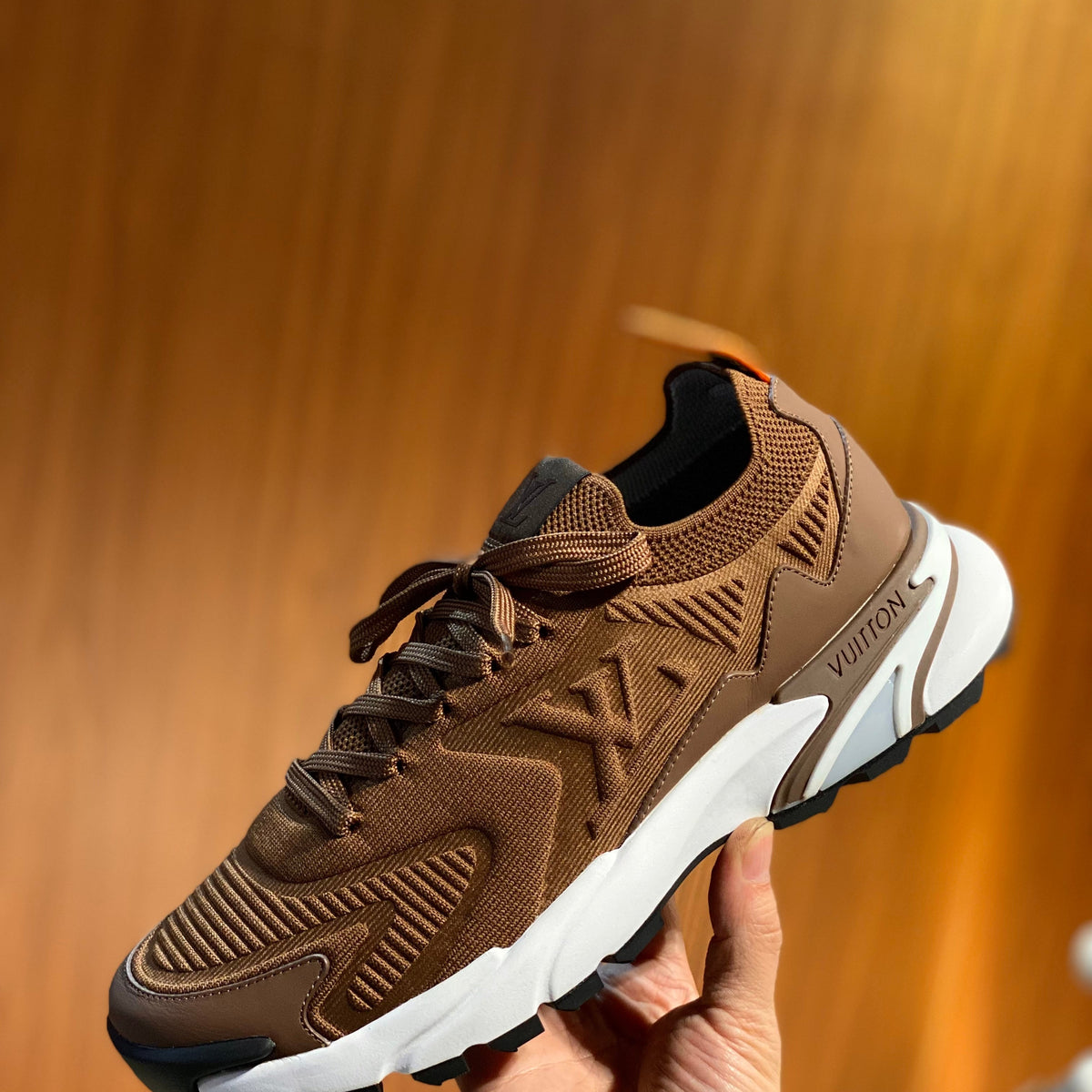LOU RUNNER TATIC TRAINERS