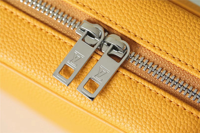 I W Fashion Lu-Vi bags - 10677