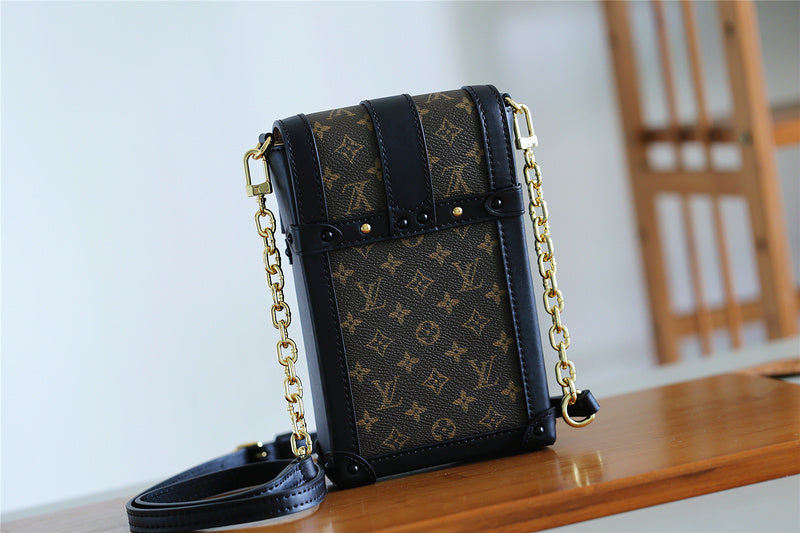 I W Fashion Lu-Vi bags - 9052