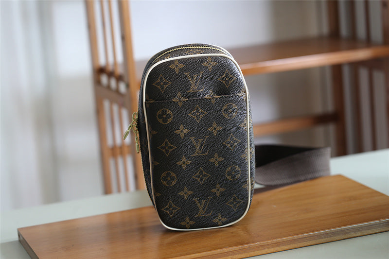 I W Fashion Lu-Vi bags - 10956