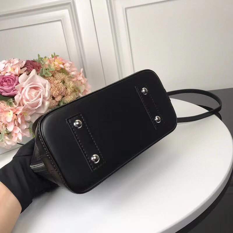 LOV2 Bags - Luxurious Bags  704