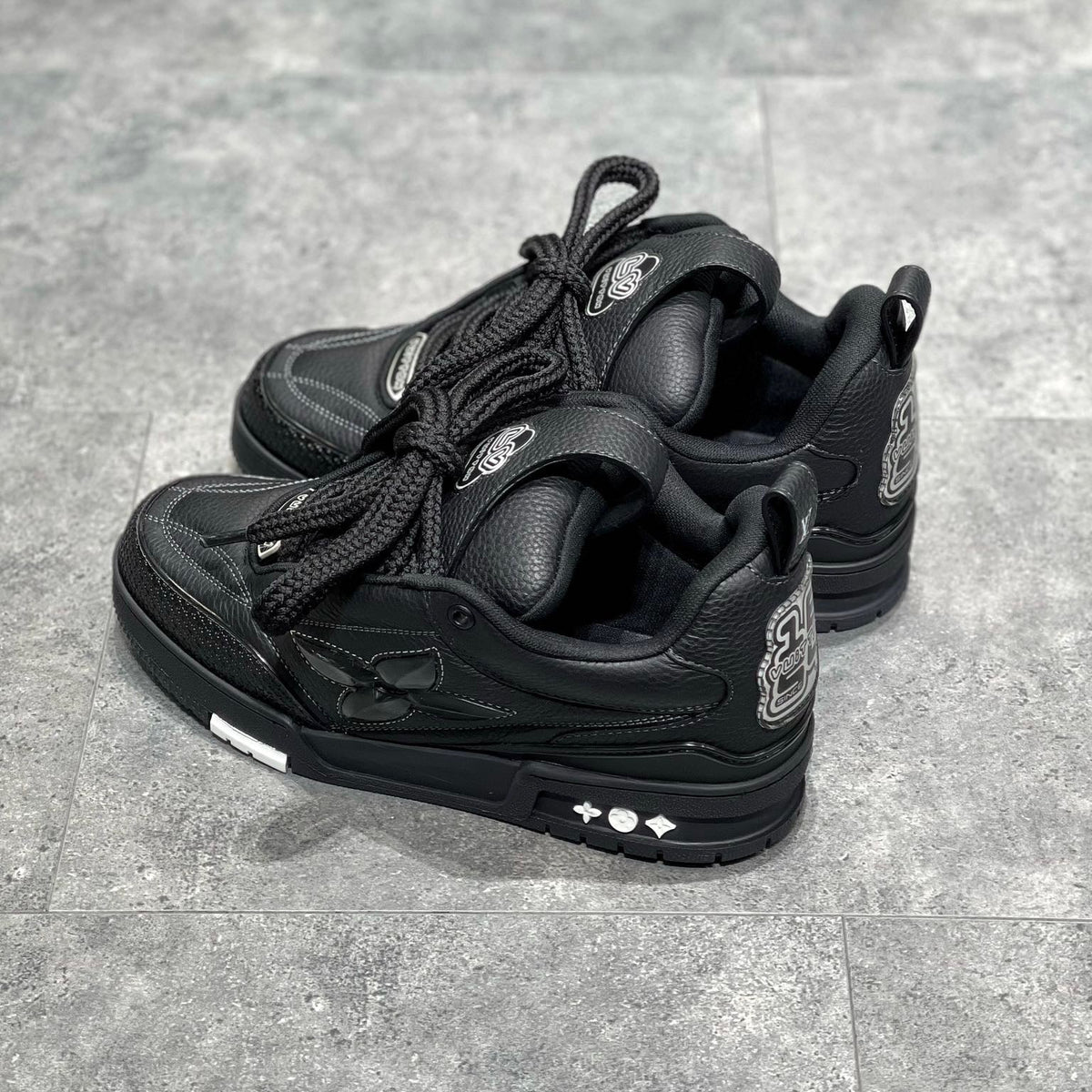 LOU TRAINERS