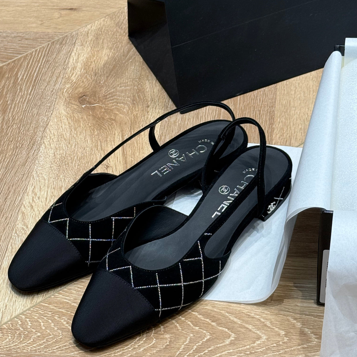 CC SLINGBACK PUMPS
