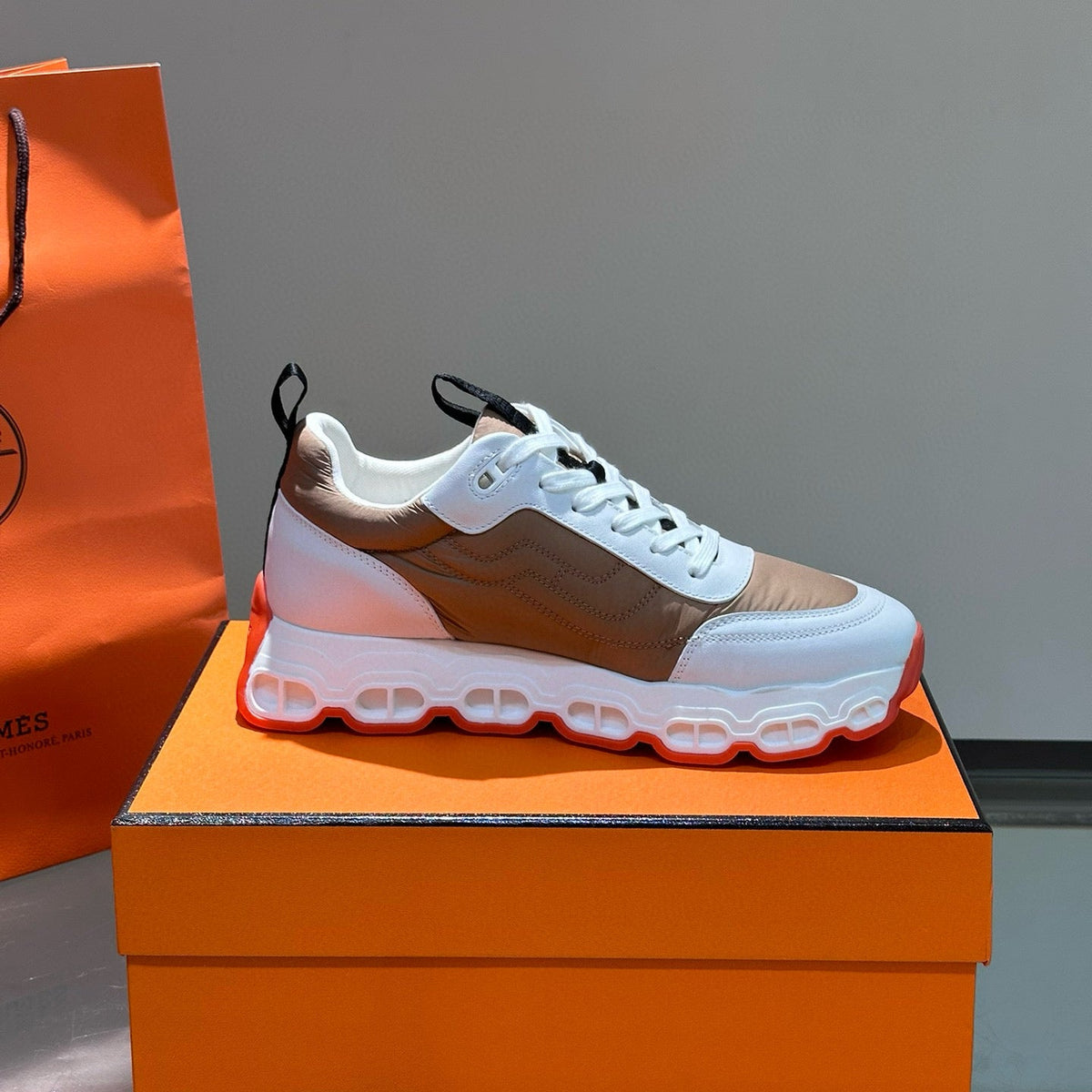 HERM IMPULSE SNEAKER