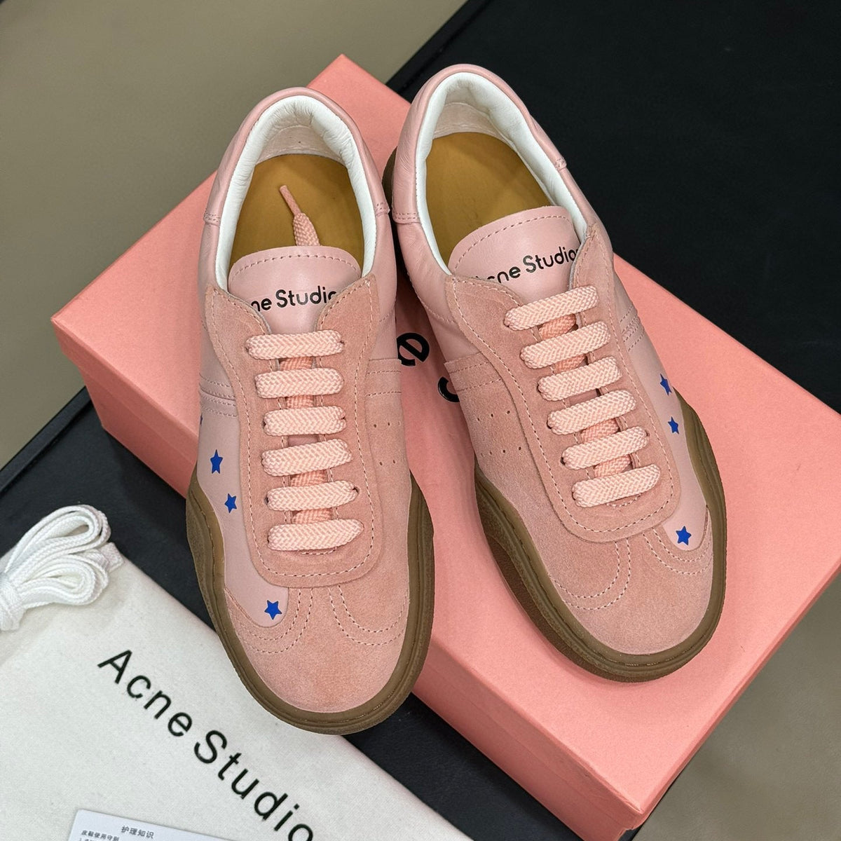 ACNE TRAINERS