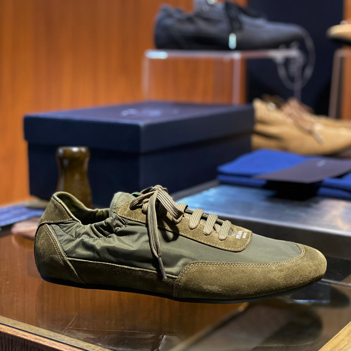 PD COLLAPSE SNEAKER