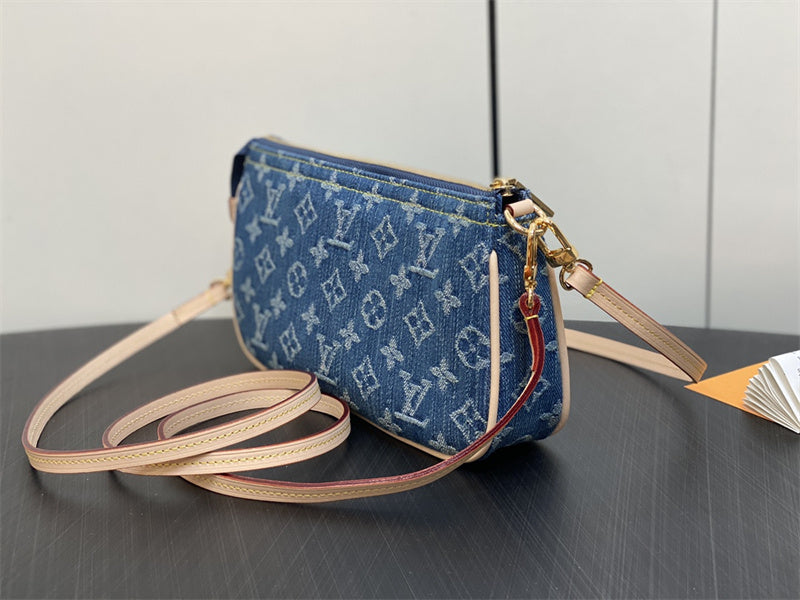 PHA - LOV Bags - 036