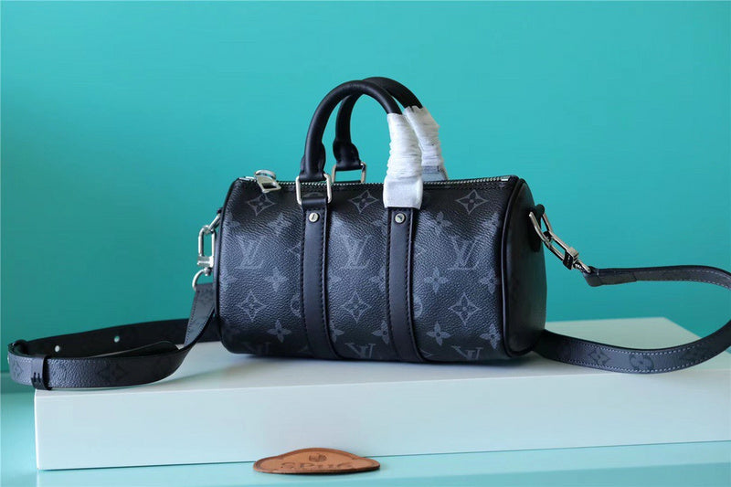 I W Fashion Lu-Vi bags - 11263
