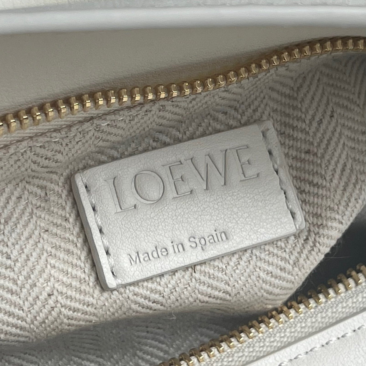 LOEW SMALL PUZZLE EDGE BAG