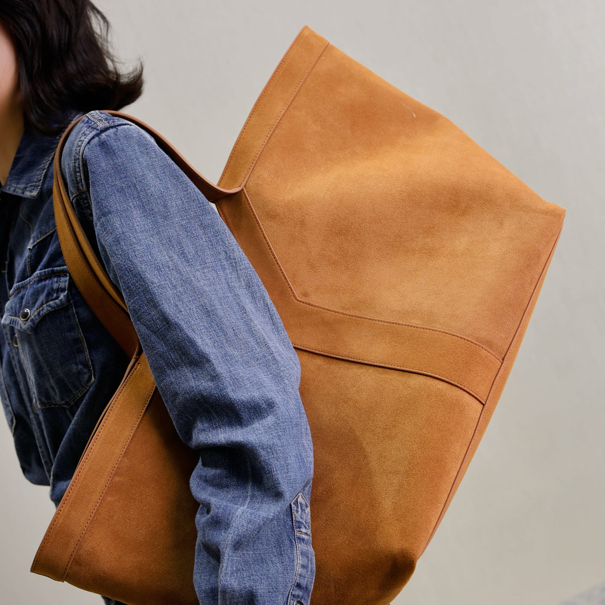 SL Y TOTE IN SUEDE BAG