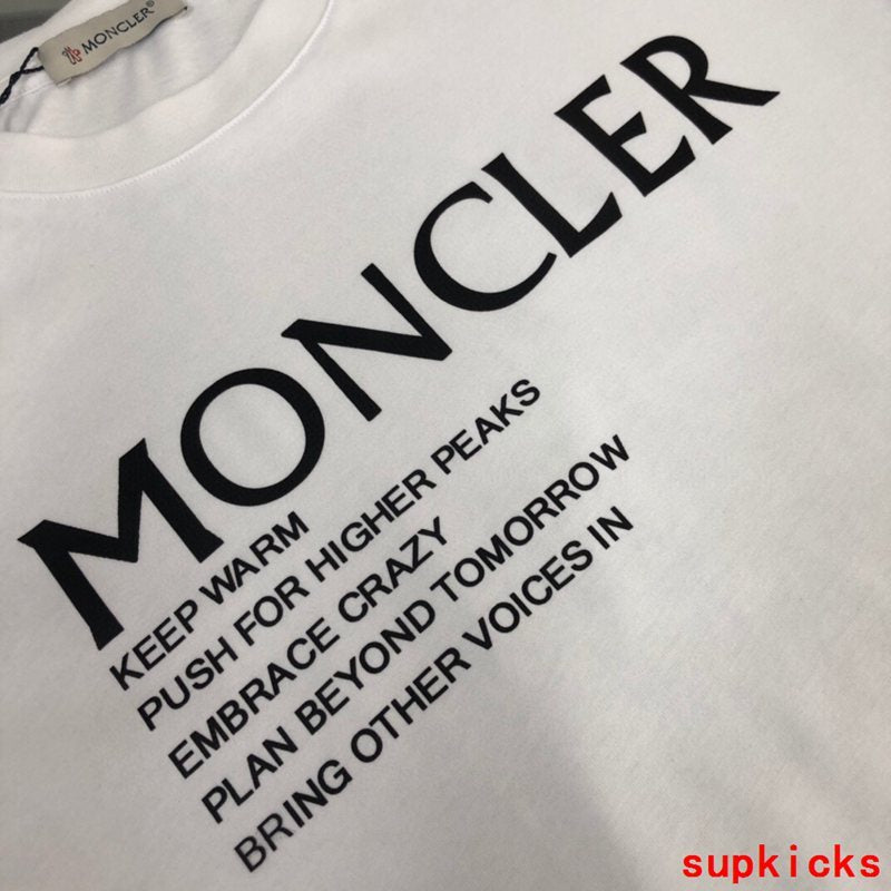 Moncler Luxury Cloth