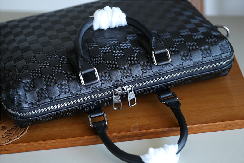I W Fashion Lu-Vi bags - 9832