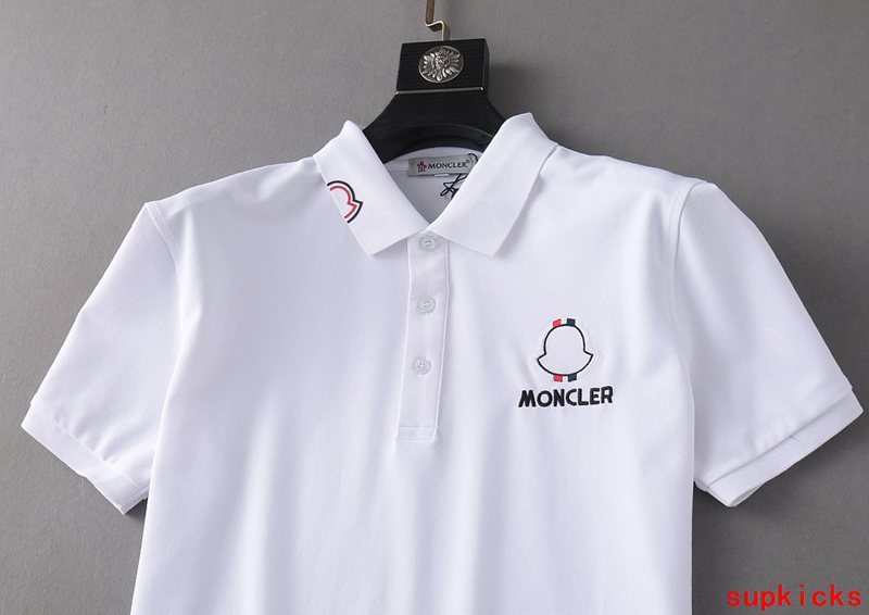 Moncler Luxury Cloth