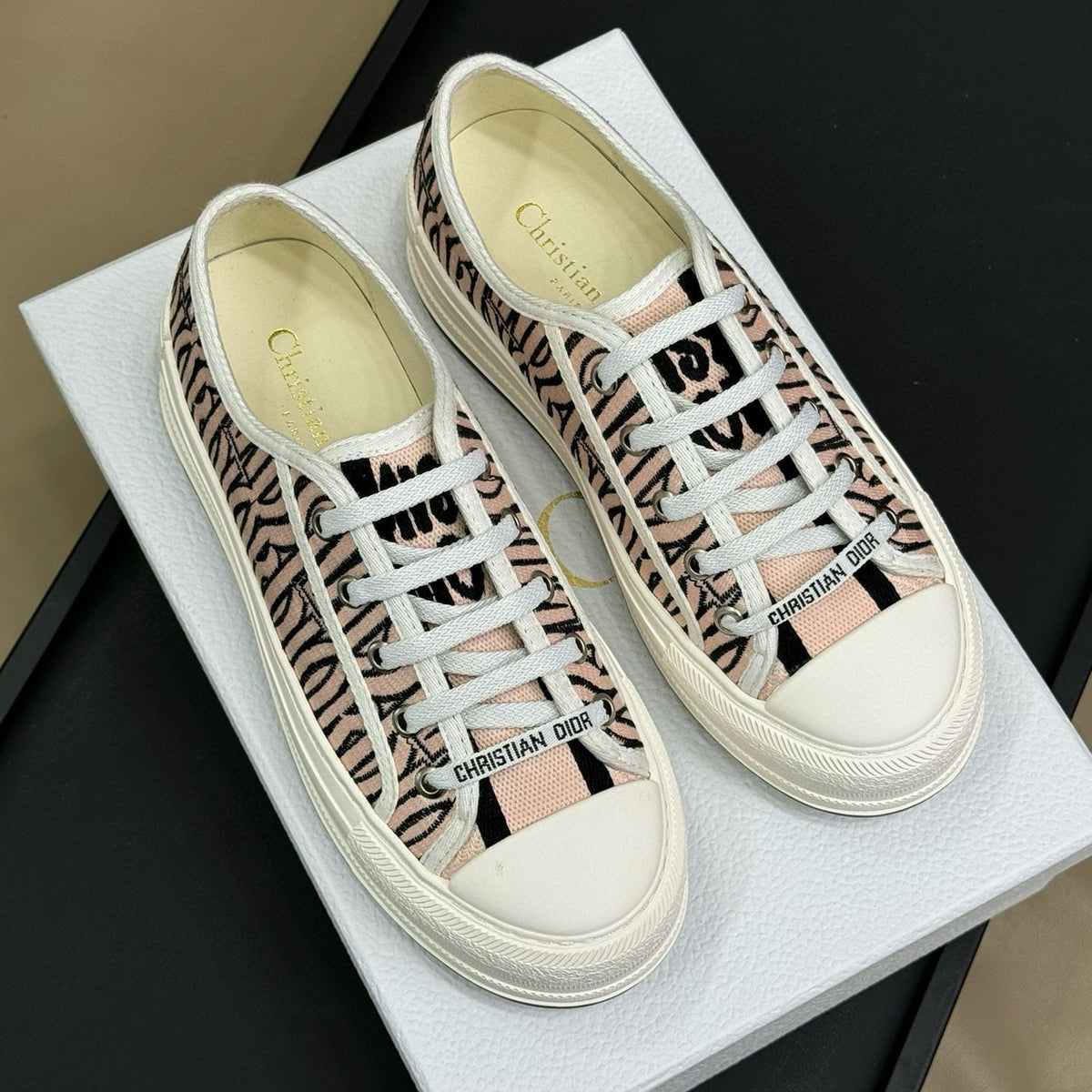 CD PLATFORM SNEAKER