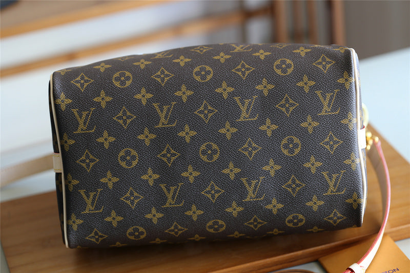 I W Fashion Lu-Vi bags - 8169