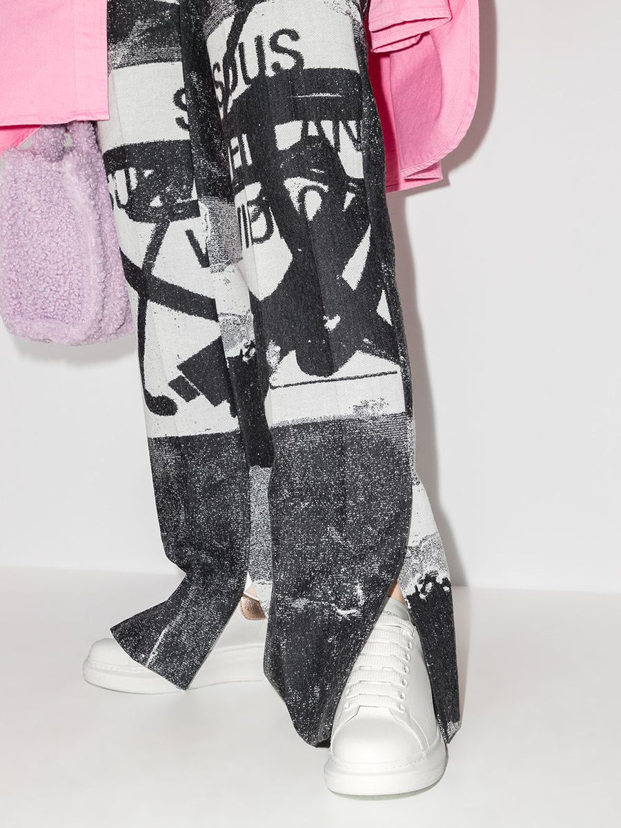 OVERSIZE SNEAKERS