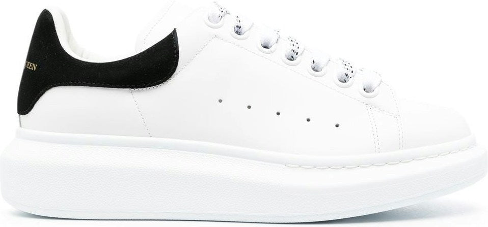 WHITE AND BLACK OVERSIZED SNEAKERS