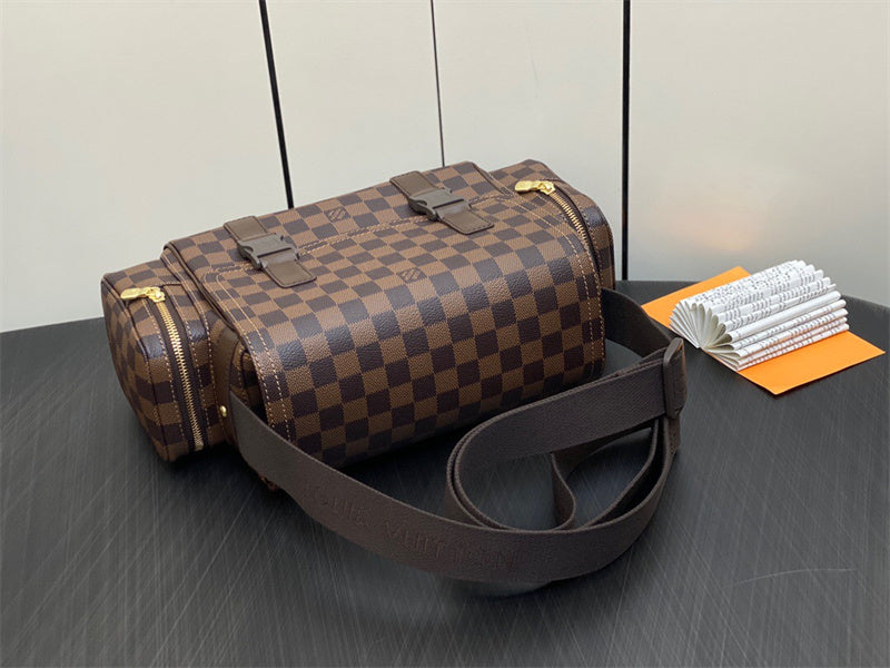 PHA - LOV Bags - 395